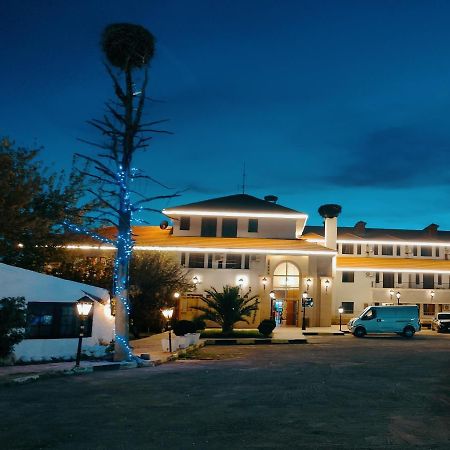 Hotel Amrouss Touristic Darmaroc Azrou Esterno foto