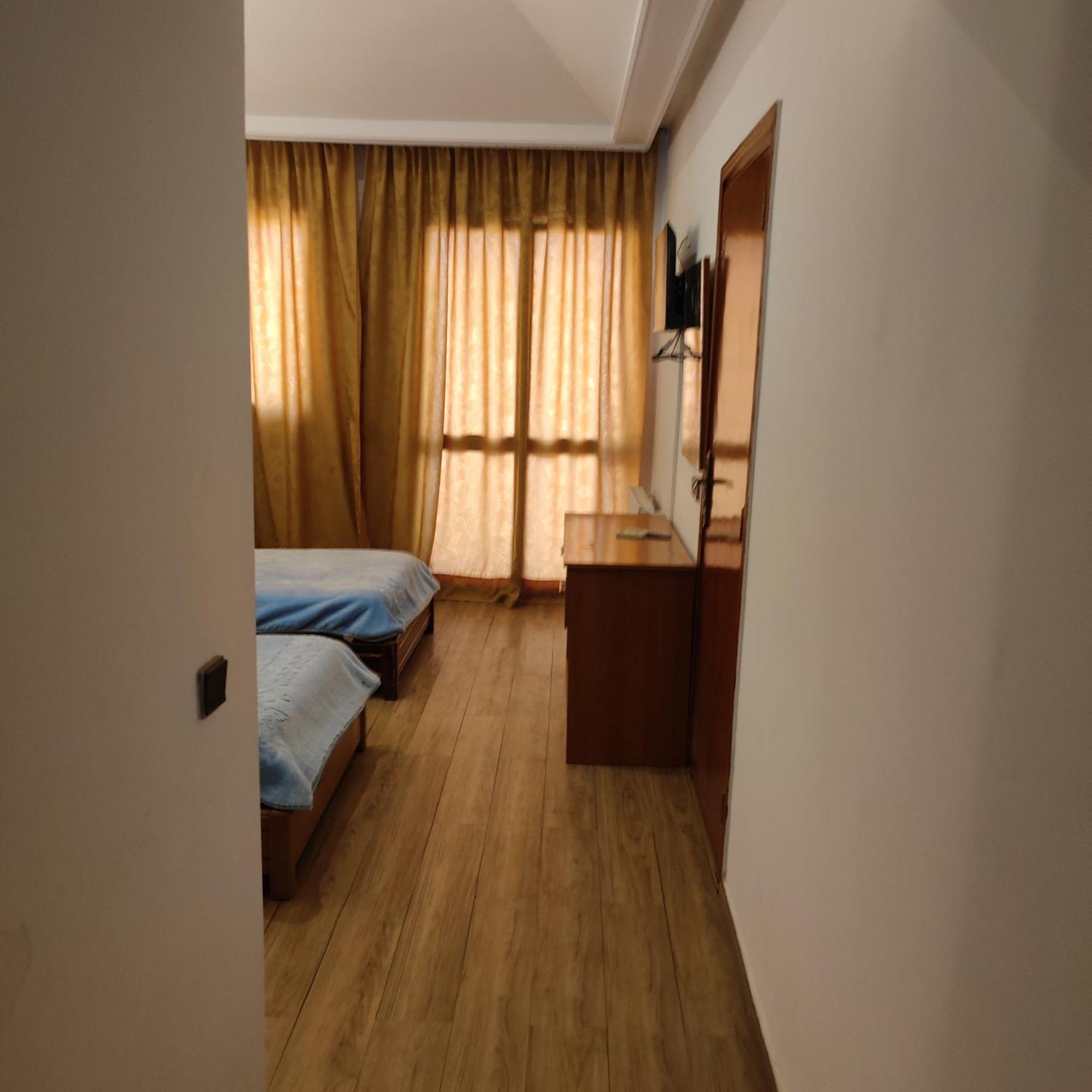Hotel Amrouss Touristic Darmaroc Azrou Esterno foto