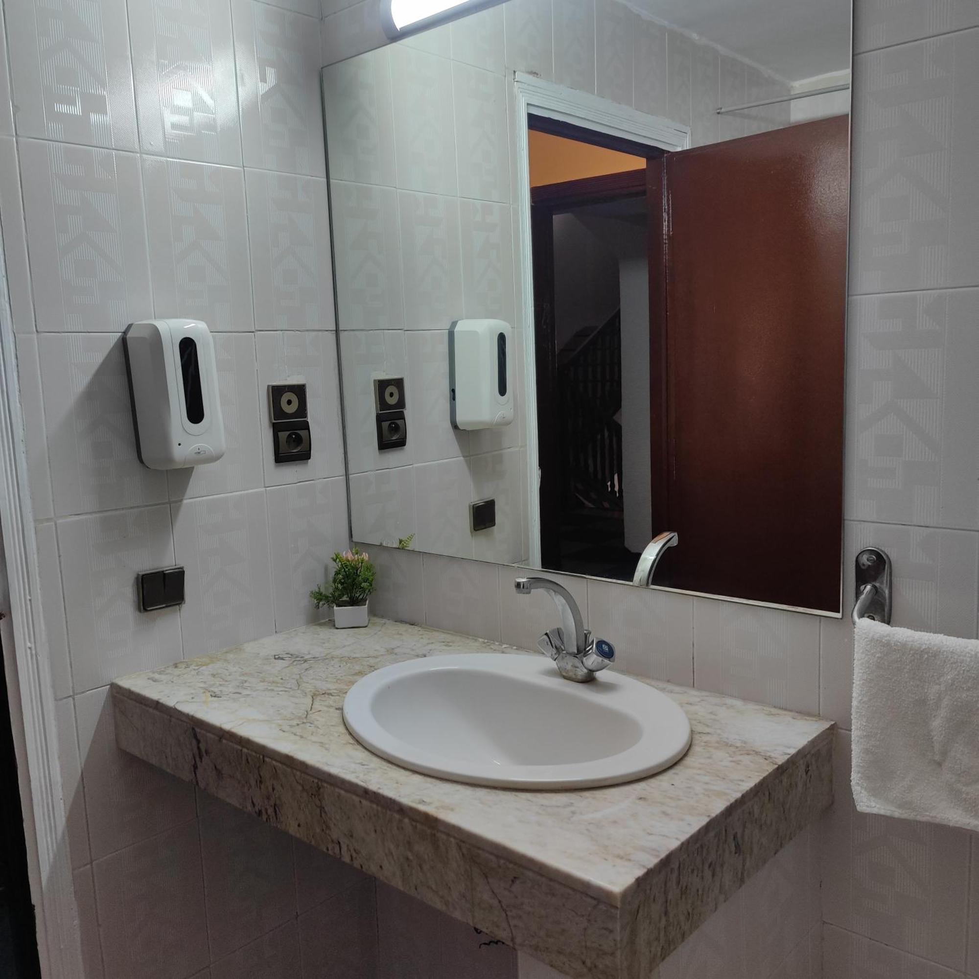 Hotel Amrouss Touristic Darmaroc Azrou Camera foto